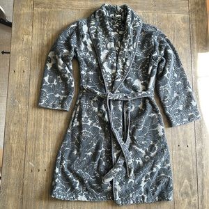 Anthropologie Lilka Robe